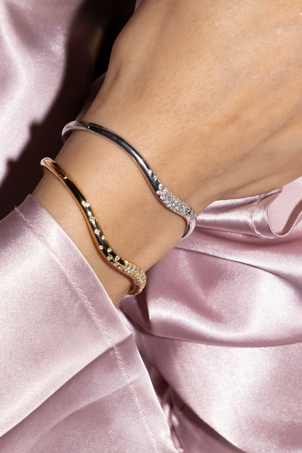 Sarab Scattered Light Bangle