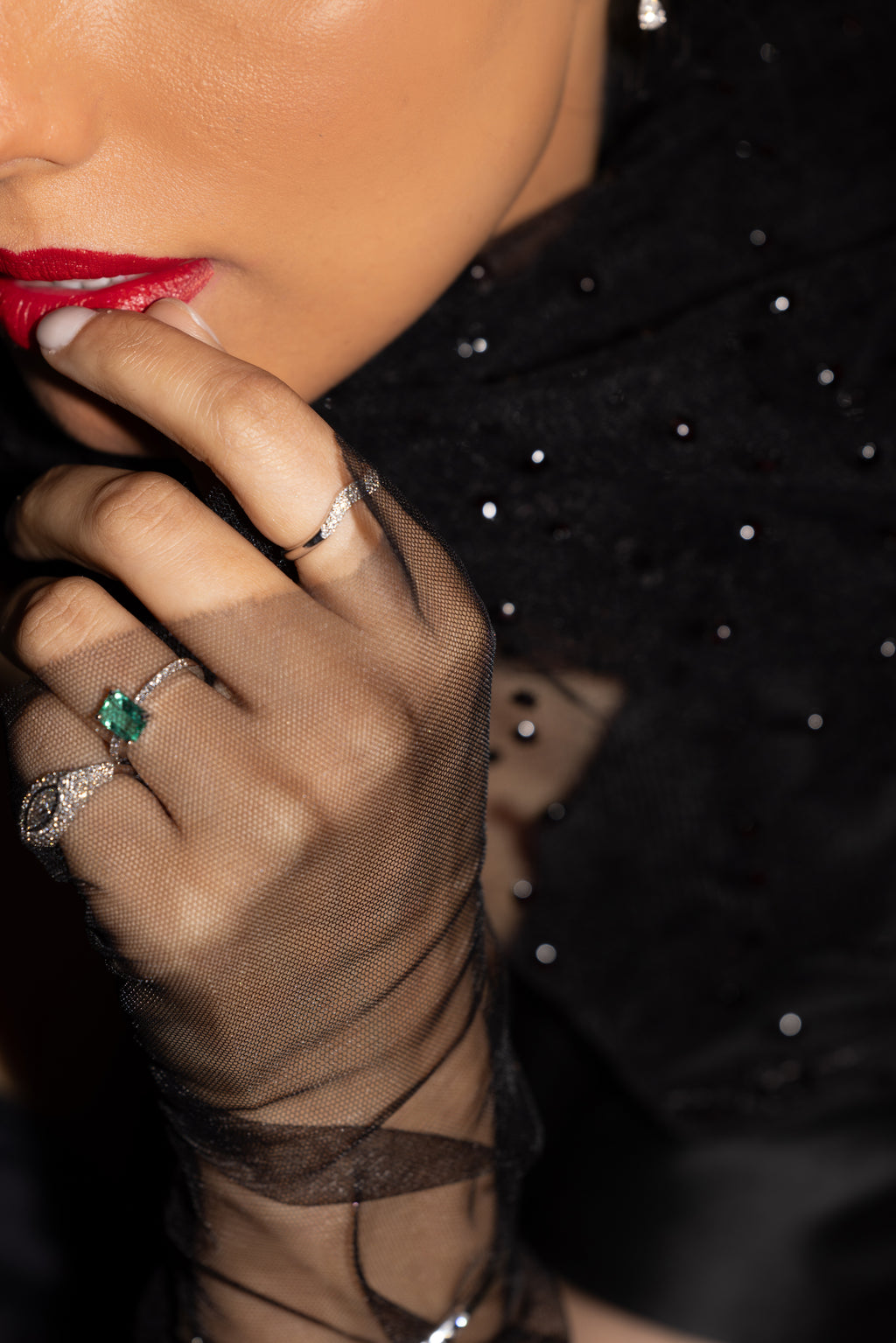 EMERALD & DIAMOND RING