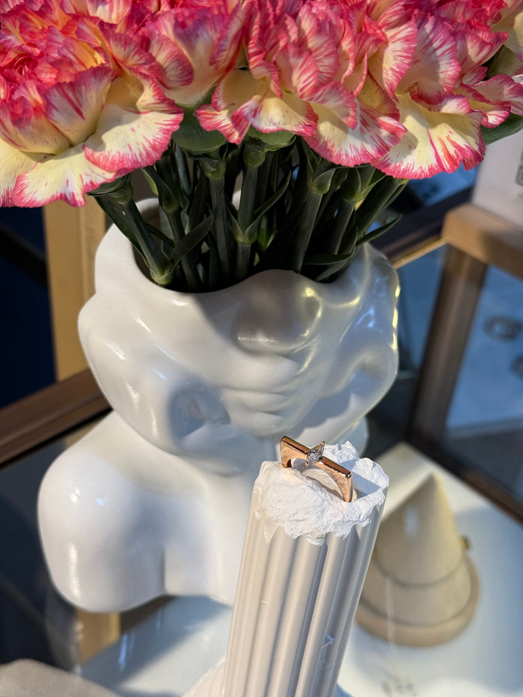 MARQUISE EDGE RING